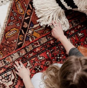 How to Choose the Perfect Persian Rug for Your Home