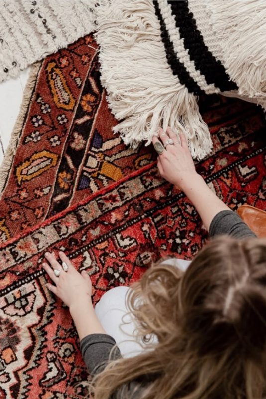 How to Choose the Perfect Persian Rug for Your Home